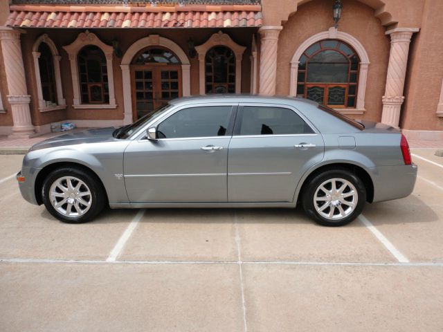 Chrysler 300C 2007 photo 1