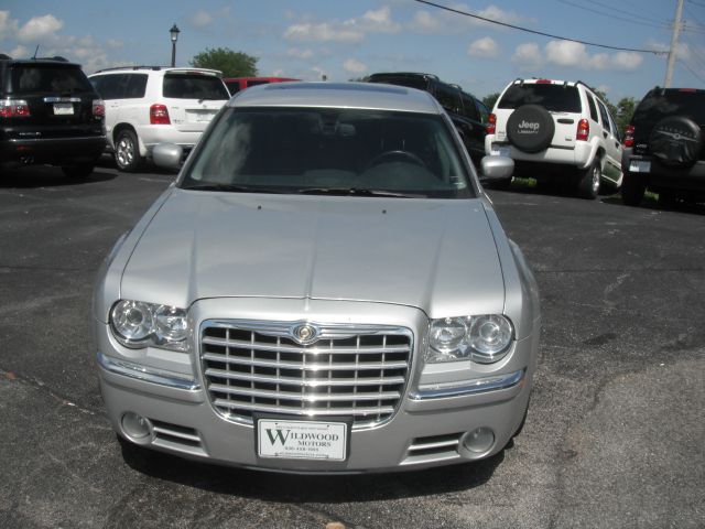 Chrysler 300C 2007 photo 2