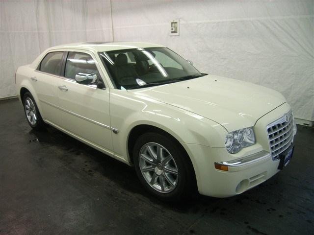 Chrysler 300C 2007 photo 1