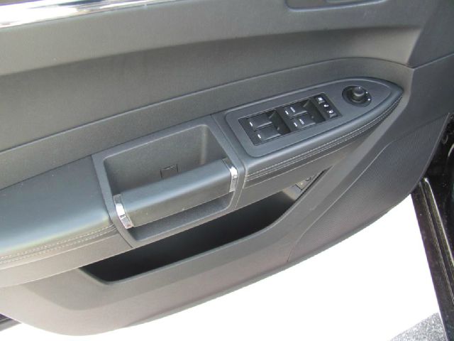 Chrysler 300C 2008 photo 4