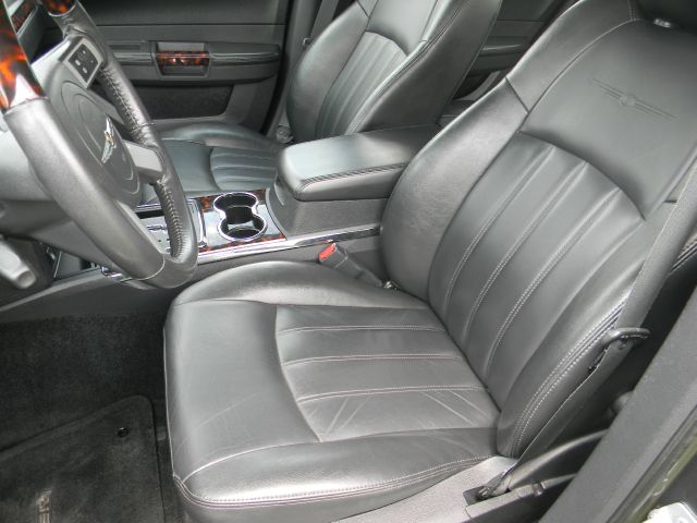 Chrysler 300C 2008 photo 20