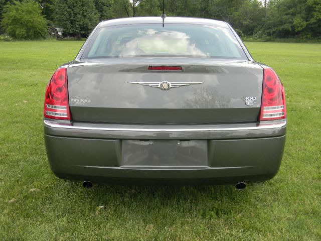 Chrysler 300C 2008 photo 27