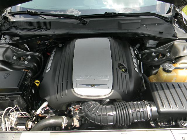 Chrysler 300C 2008 photo 6