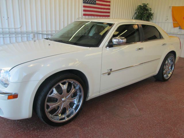 Chrysler 300C 2008 photo 3