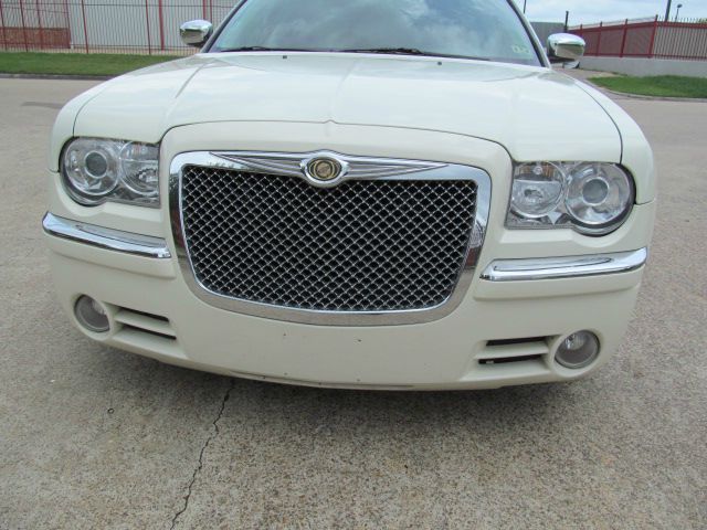 Chrysler 300C 2008 photo 3