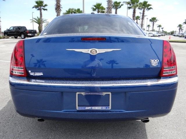 Chrysler 300C 2009 photo 4