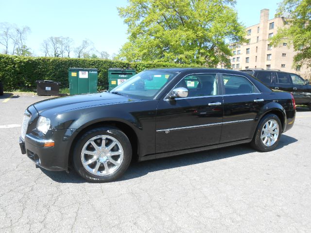 Chrysler 300C 2009 photo 10