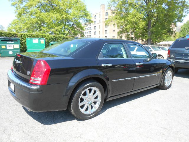 Chrysler 300C 2009 photo 6