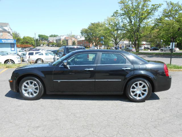 Chrysler 300C 2009 photo 9