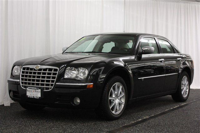 Chrysler 300C 2009 photo 1