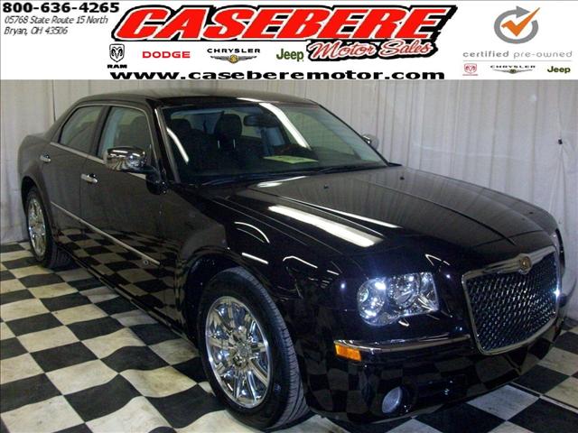 Chrysler 300C 2010 photo 3