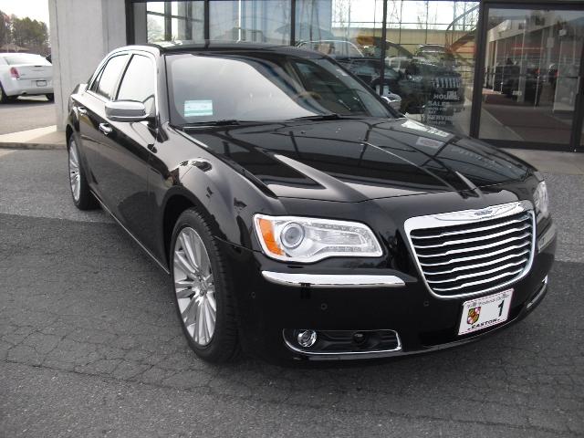 Chrysler 300C Unknown Sedan