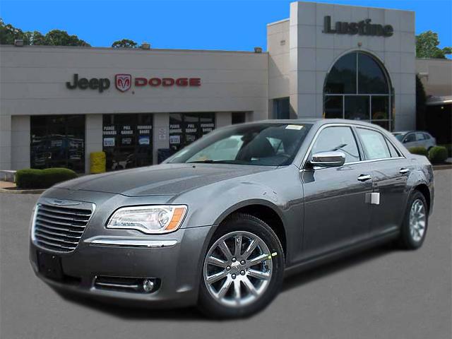 Chrysler 300C 2012 photo 0