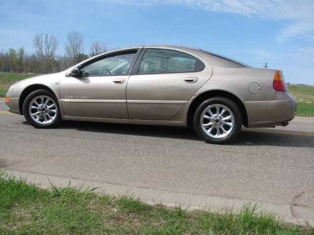 Chrysler 300M 1999 photo 1