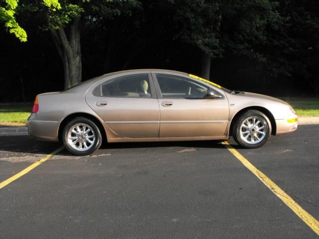 Chrysler 300M 1999 photo 4