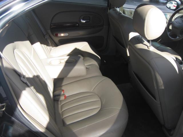 Chrysler 300M 2001 photo 8