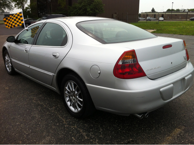 Chrysler 300M 2001 photo 2