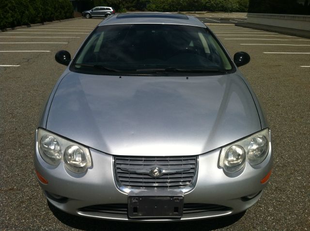 Chrysler 300M 2001 photo 1