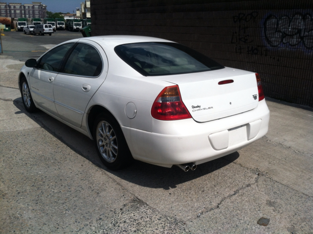 Chrysler 300M Base Sedan