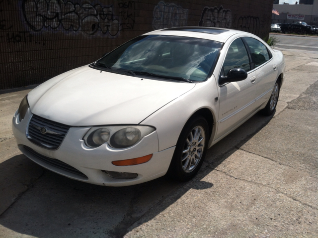 Chrysler 300M 2001 photo 3