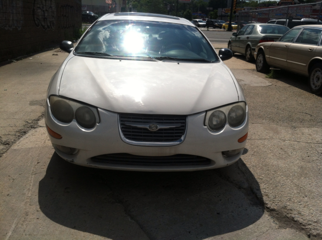 Chrysler 300M 2001 photo 4