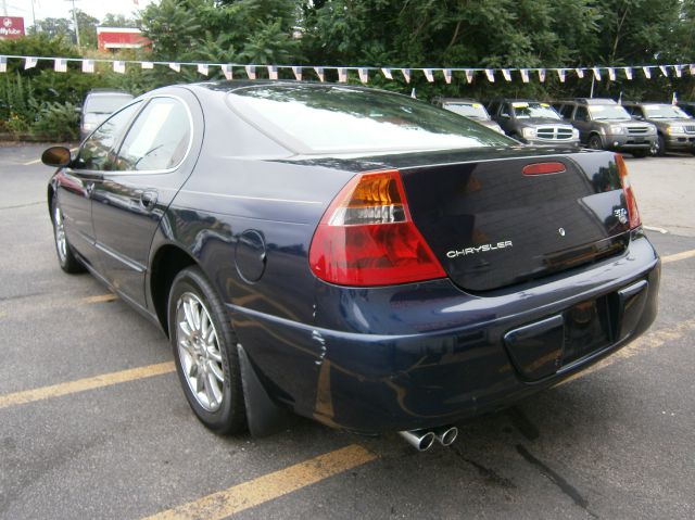 Chrysler 300M 2001 photo 2