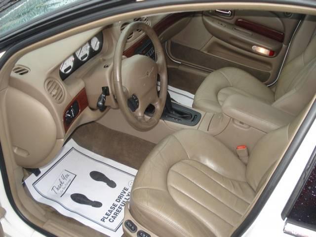 Chrysler 300M 2002 photo 2