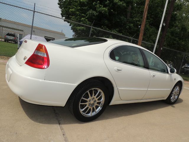 Chrysler 300M 2002 photo 21