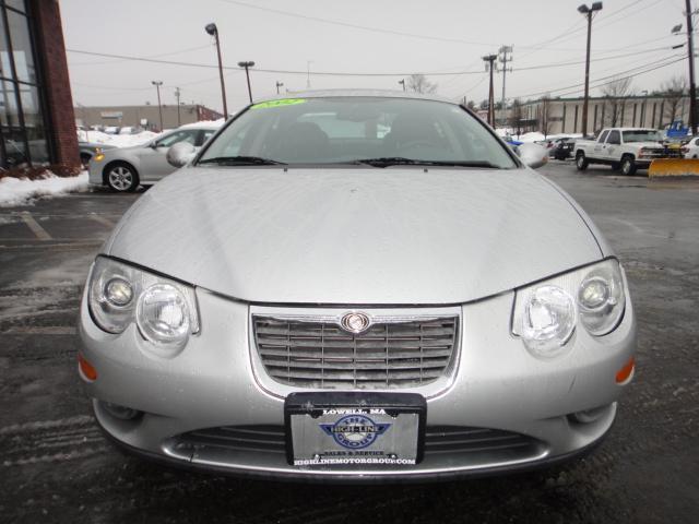 Chrysler 300M 2002 photo 3