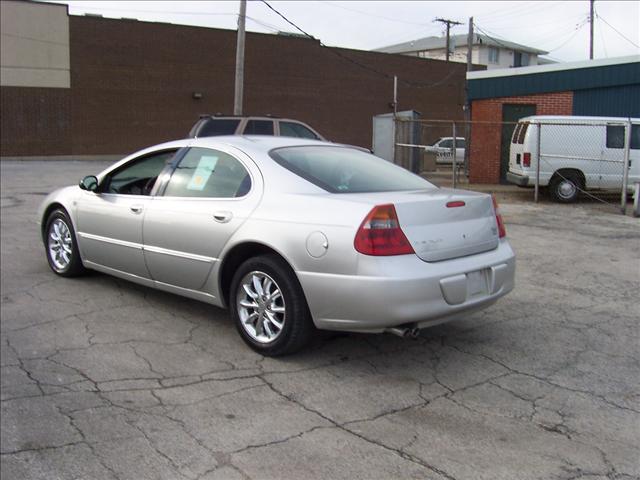 Chrysler 300M 2002 photo 1