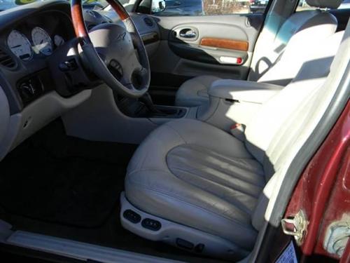 Chrysler 300M 2002 photo 2