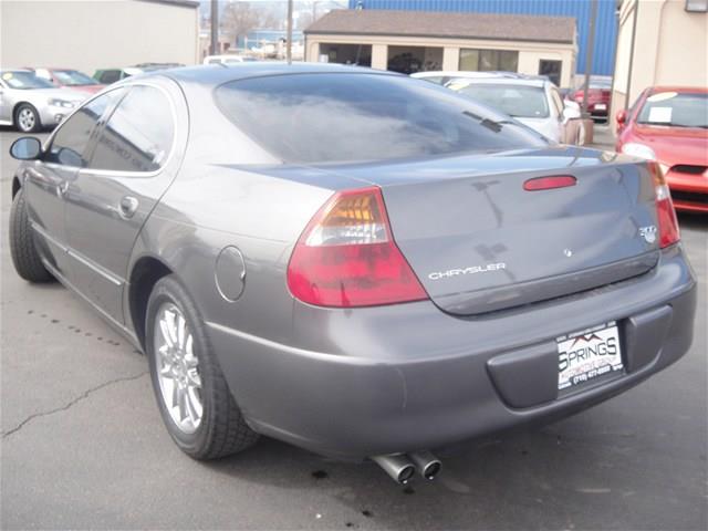 Chrysler 300M 2002 photo 2