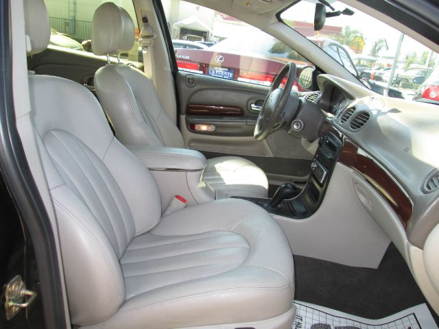 Chrysler 300M 2003 photo 2