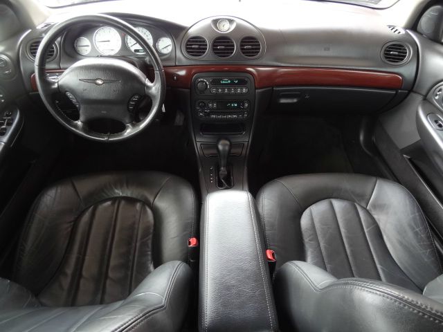 Chrysler 300M 2003 photo 19