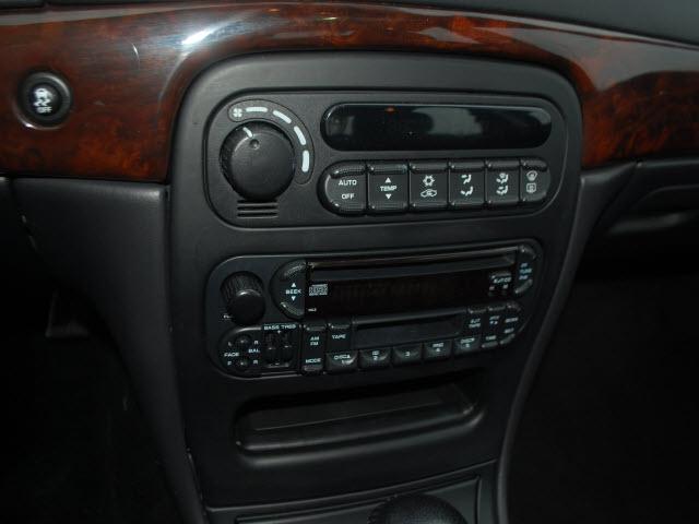 Chrysler 300M 2003 photo 1