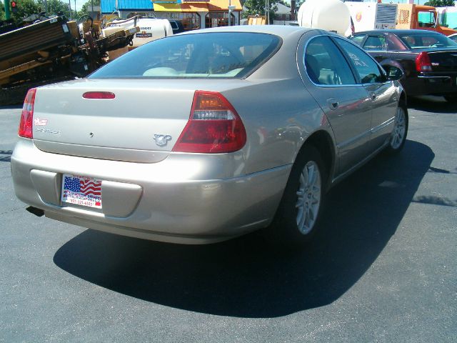 Chrysler 300M 2003 photo 3