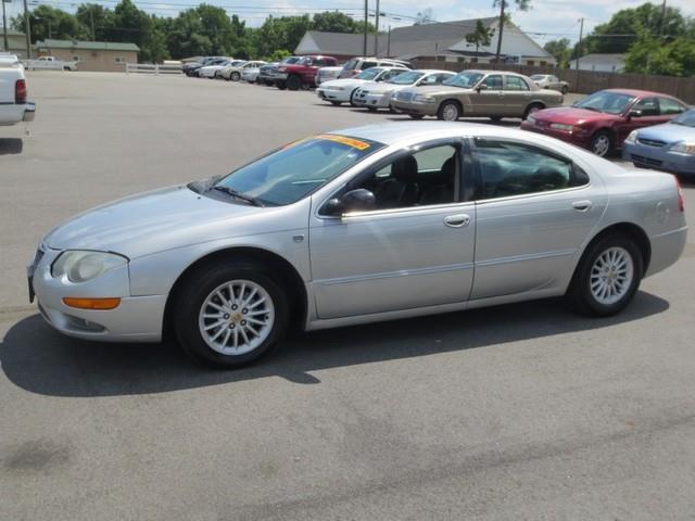 Chrysler 300M 2004 photo 3