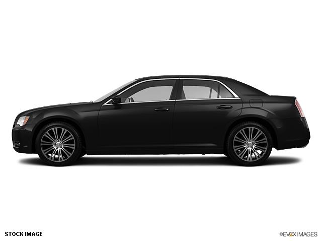 Chrysler 300S 2013 photo 10