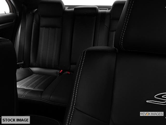 Chrysler 300S 2013 photo 6