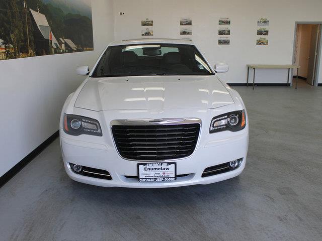 Chrysler 300S 2013 photo 0