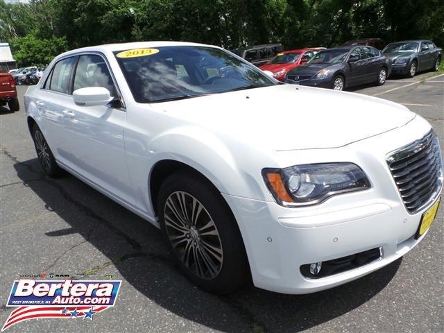 Chrysler 300S 2013 photo 1