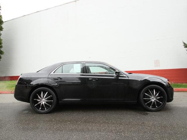 Chrysler 300S 2013 photo 1