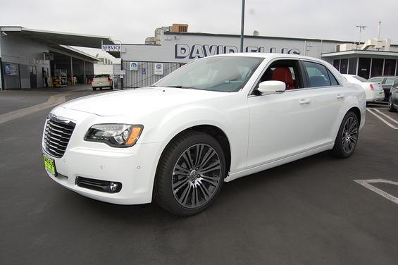 Chrysler 300S 2013 photo 1