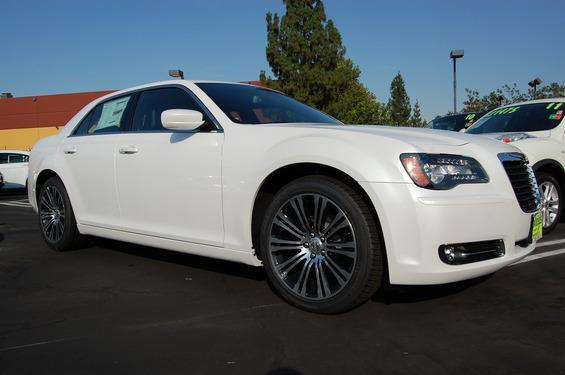 Chrysler 300S 2013 photo 4