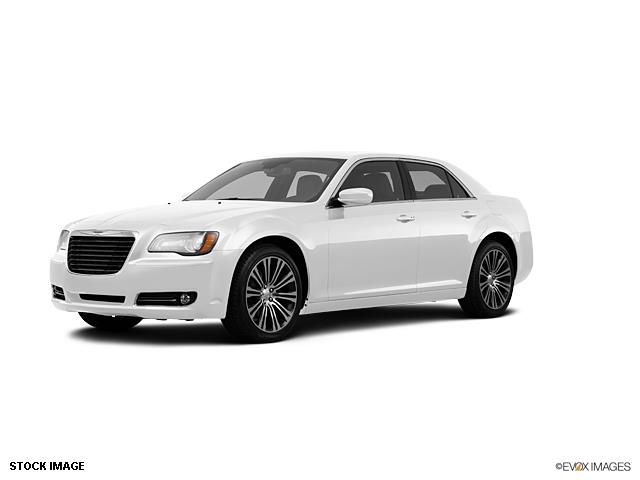 Chrysler 300S 2013 photo 9