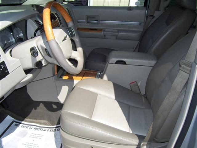 Chrysler Aspen 2007 photo 5