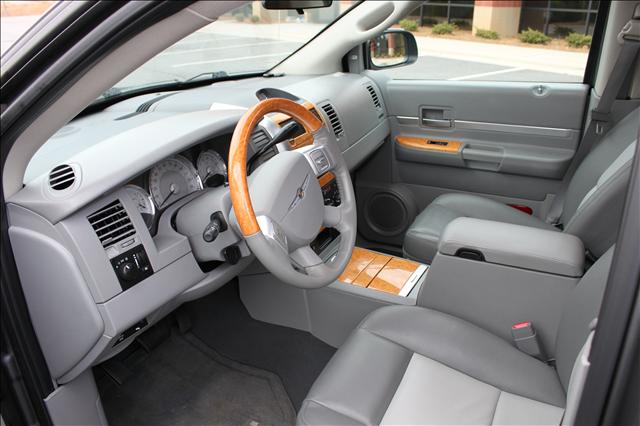 Chrysler Aspen 2007 photo 1