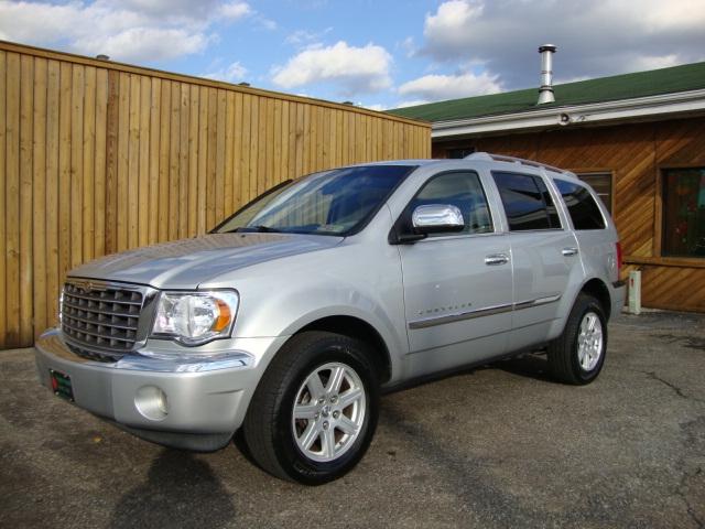 Chrysler Aspen SLT 25 Sport Utility