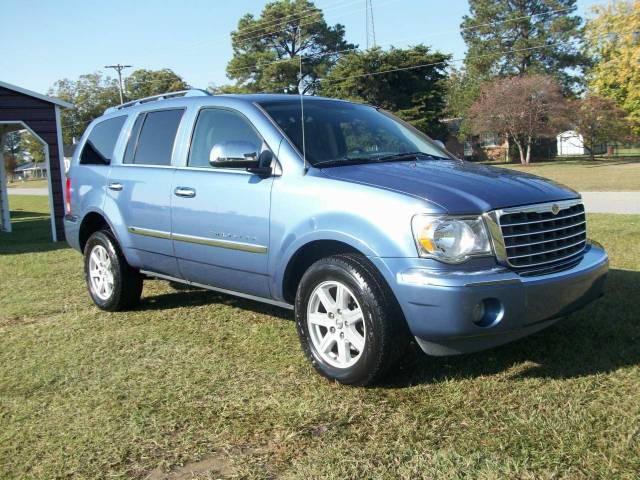 Chrysler Aspen SLT 25 Sport Utility