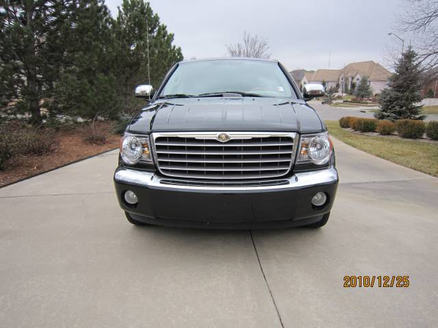 Chrysler Aspen 2007 photo 1